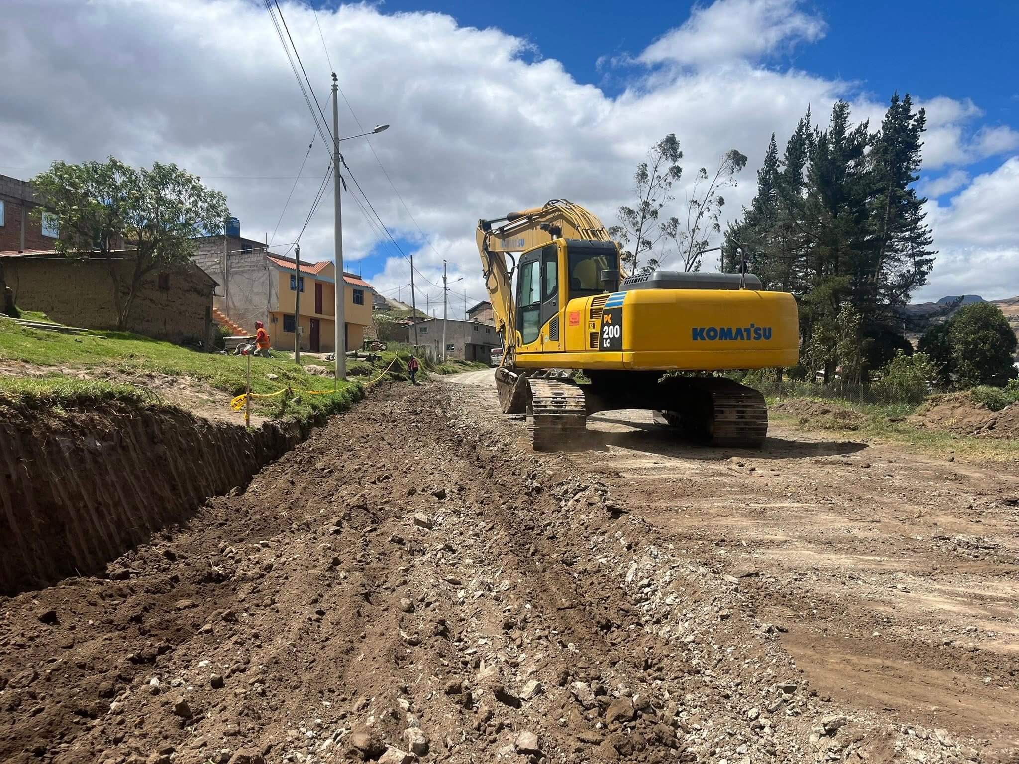 Mejoramiento Vial en la Comunidad de Tolatus Parroquia Guasuntos